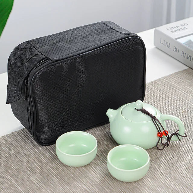 "Portable Chinese Tea Ceremony Set with Ceramic Teapot and Gaiwan Tea Cups"